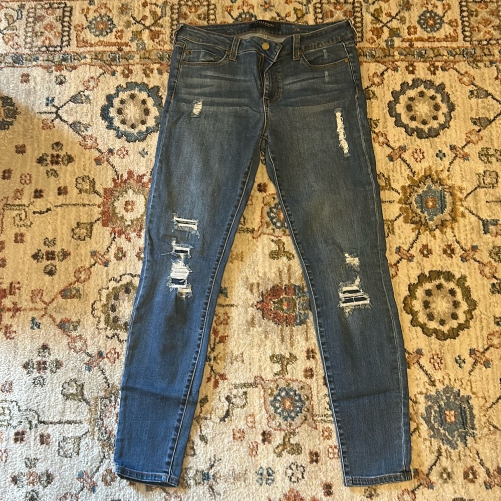 Médium wash Liver Pool distress skinny jeans, size 10/30